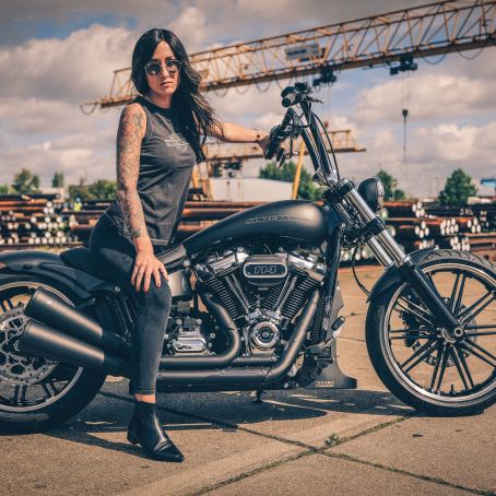 24  Denise for Harley  18. August 2020  Ben Ott  LEICA SL2