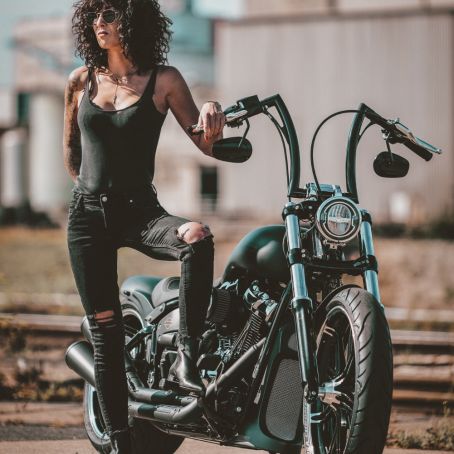 4  Denise for Harley  18. August 2020  Ben Ott  LEICA SL2