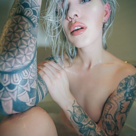 Tiana Nox Berlin by Ben Ott 17 Bearbeitet